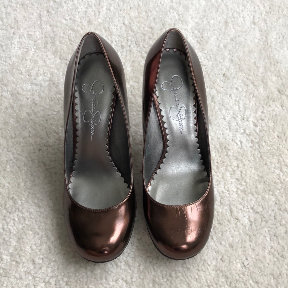 Jessica Simpson brown metallic heels